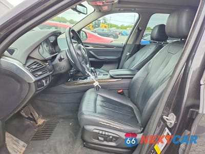 Zdjęcie 7 z 12 samochodu: 2015 BMW X5 XDRIVE35I VIN:5UXKR0C54F0P13528 - miniatura
