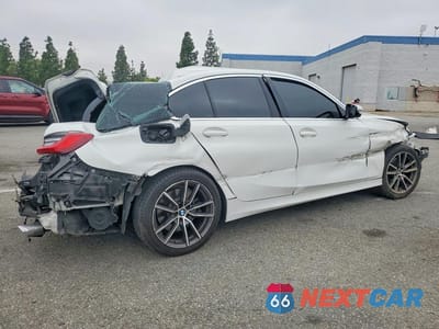 Trzecie zdjęcie samochodu z tyłu: 2021 BMW 330I VIN:3MW5R1J00M8B78029 - miniatura