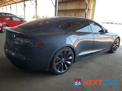 Trzecie zdjęcie samochodu z tyłu: 2016 TESLA MODEL S VIN:5YJSA1E44GF158912 - miniatura