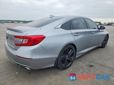 Trzecie zdjęcie samochodu z tyłu: 2018 HONDA ACCORD SPORT VIN:1HGCV1F38JA205746 - miniatura