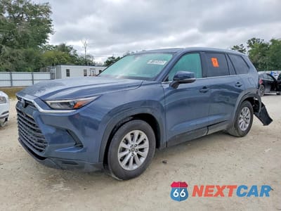 2025 TOYOTA GRAND HIGHLANDER XLE 5TDAAAA53SS026111 - główne zdjęcie licytacji z USA - miniatura