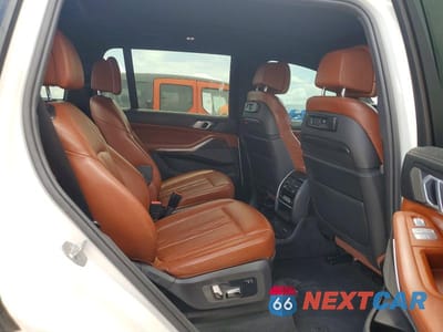 Zdjęcie 11 z 13 samochodu: 2019 BMW X7 XDRIVE40I VIN:5UXCW2C57KL084722 - miniatura