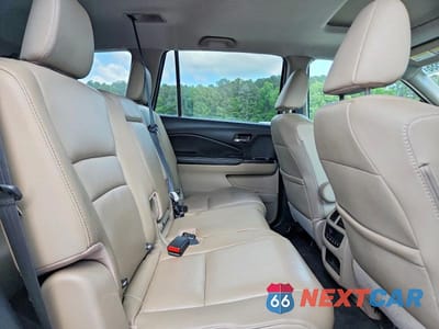 Zdjęcie 11 z 13 samochodu: 2017 HONDA PILOT EXL VIN:5FNYF5H54HB040089 - miniatura