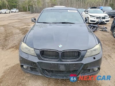 Piąte zdjęcie samochodu w środku: 2010 BMW 335 XI VIN:WBAPL3C55AA407724 - miniatura