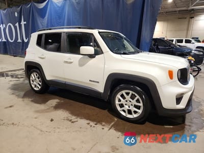 Czwarte zdjęcie samochodu z boku: 2021 JEEP RENEGADE LATITUDE VIN:ZACNJCBB7MPM12982 - miniatura