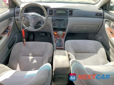 Zdjęcie 8 z 12 samochodu: 2006 TOYOTA COROLLA LE VIN:1NXBR32E06Z601236 - miniatura