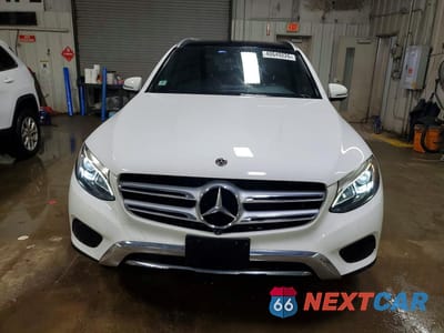 Piąte zdjęcie samochodu w środku: 2019 MERCEDES-BENZ GLC 300 4MATIC VIN:WDC0G4KB0KF622013 - miniatura