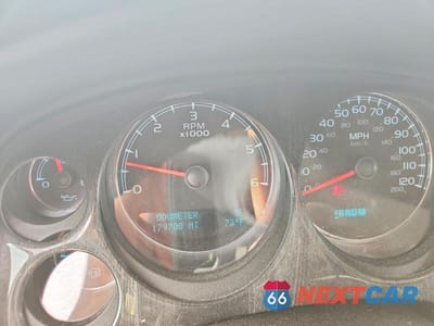 Zdjęcie 9 z 13 samochodu: 2009 CHEVROLET TAHOE K1500 LS VIN:1GNFK13089R210254 - miniatura