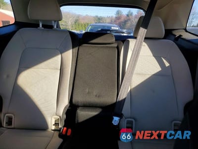 Zdjęcie 10 z 14 samochodu: 2023 HONDA CR-V EX VIN:2HKRS4H49PH413600 - miniatura