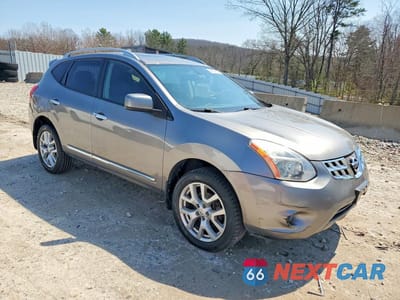 Czwarte zdjęcie samochodu z boku: 2011 NISSAN ROGUE S VIN:JN8AS5MV1BW665477 - miniatura
