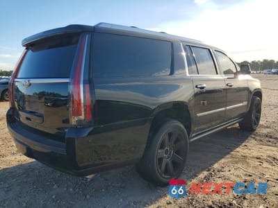 Trzecie zdjęcie samochodu z tyłu: 2016 CADILLAC ESCALADE ESV PLATINUM VIN:1GYS3KKJ5GR131670 - miniatura