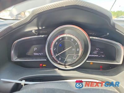 Zdjęcie 9 z 12 samochodu: 2015 MAZDA 3 GRAND TOURING VIN:JM1BM1M39F1222689 - miniatura