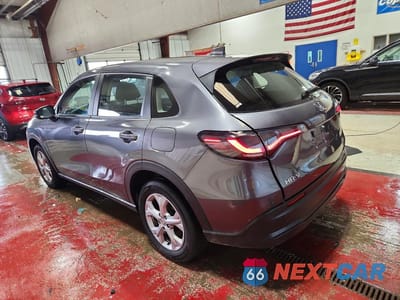 Drugie zdjęcie samochodu z przodu: 2024 HONDA HR-V LX VIN:3CZRZ2H30RM772283 - miniatura