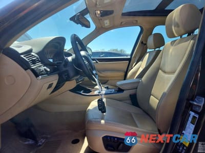 Zdjęcie 7 z 13 samochodu: 2016 BMW X3 XDRIVE28I VIN:5UXWX9C5XG0D89565 - miniatura