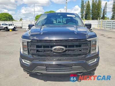 Piąte zdjęcie samochodu w środku: 2022 FORD F150 SUPERCREW VIN:1FTFW1ED0NFB03448 - miniatura