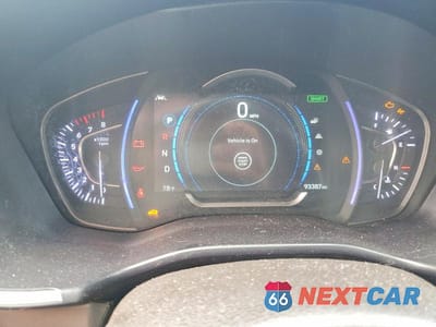 Zdjęcie 9 z 12 samochodu: 2019 HYUNDAI SANTA FE SEL PLUS 2.4L VIN:5NMS33AD2KH131744 - miniatura