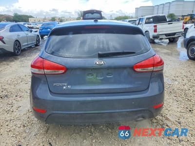 Zdjęcie 6 z 12 samochodu: 2016 KIA FORTE EX VIN:KNAFX5A8XG5627760 - miniatura