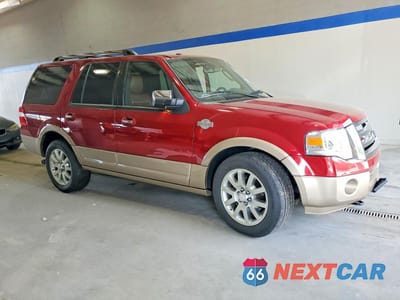 Czwarte zdjęcie samochodu z boku: 2014 FORD EXPEDITION XLT VIN:1FMJU1J55EEF44167 - miniatura