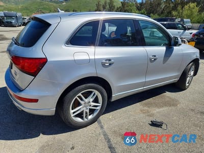 Trzecie zdjęcie samochodu z tyłu: 2016 AUDI Q5 PREMIUM PLUS VIN:WA1L2AFPXGA031403 - miniatura