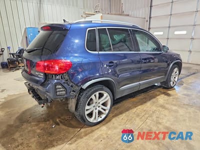 Trzecie zdjęcie samochodu z tyłu: 2013 VOLKSWAGEN TIGUAN S VIN:WVGBV7AX7DW536604 - miniatura