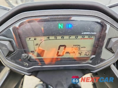 Zdjęcie 7 z 9 samochodu: 2015 HONDA CBR500 R VIN:MLHPC4462F5201189 - miniatura