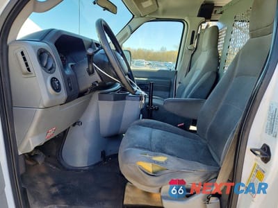 Zdjęcie 7 z 13 samochodu: 2010 FORD ECONOLINE E250 VAN VIN:1FTNE2EWXADA33792 - miniatura