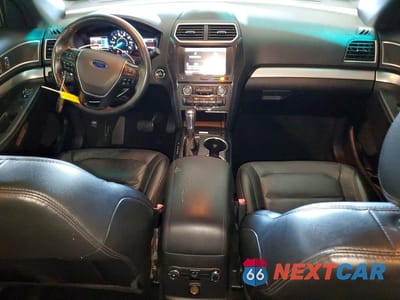 Zdjęcie 8 z 13 samochodu: 2016 FORD EXPLORER XLT VIN:1FM5K8D80GGA00950 - miniatura