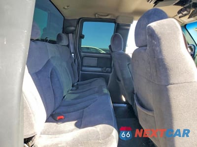 Zdjęcie 10 z 12 samochodu: 2001 GMC NEW SIERRA K1500 VIN:2GTEK19T811245850 - miniatura