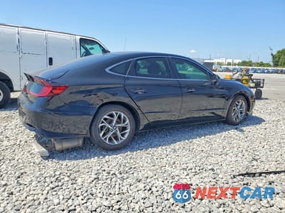 Trzecie zdjęcie samochodu z tyłu: 2020 HYUNDAI SONATA SEL VIN:5NPEL4JA6LH051974 - miniatura
