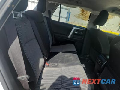 Zdjęcie 11 z 13 samochodu: 2023 TOYOTA 4RUNNER SR5 VIN:JTEEU5JR2P5294823 - miniatura