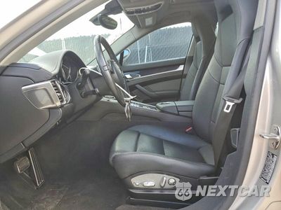 Zdjęcie 7 z 12 samochodu: 2012 PORSCHE PANAMERA S HYBRID VIN:WP0AD2A78CL045531 - miniatura