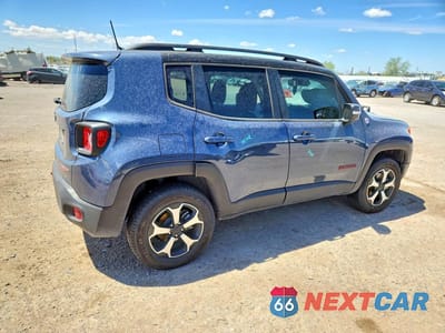 Trzecie zdjęcie samochodu z tyłu: 2021 JEEP RENEGADE TRAILHAWK VIN:ZACNJDC12MPM98178 - miniatura