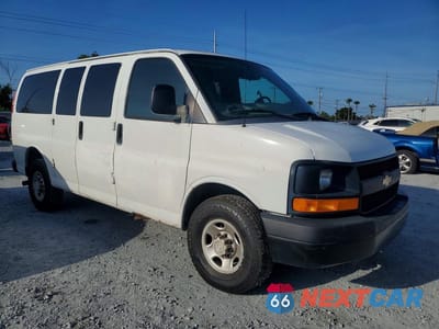 Czwarte zdjęcie samochodu z boku: 2012 CHEVROLET EXPRESS G3500 LS VIN:1GNZGXFA4C1174512 - miniatura