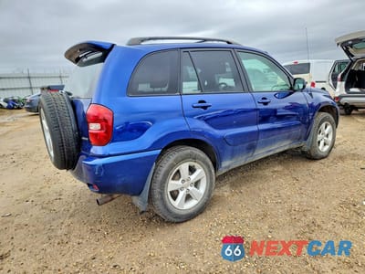 Trzecie zdjęcie samochodu z tyłu: 2004 TOYOTA RAV4 BASE VIN:JTEHD20V646005670 - miniatura