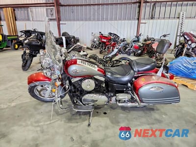 Trzecie zdjęcie samochodu z tyłu: 2000 KAWASAKI VN1500 L VIN:JKBVNAL19YA001497 - miniatura