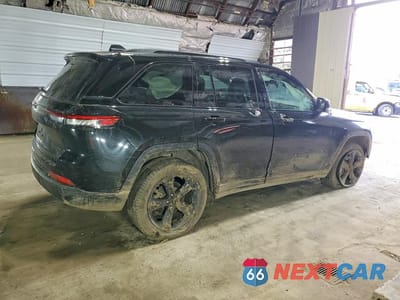 Trzecie zdjęcie samochodu z tyłu: 2024 JEEP GRAND CHEROKEE LIMITED VIN:1C4RJHBG5R8609774 - miniatura