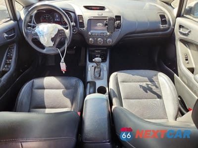 Zdjęcie 8 z 12 samochodu: 2016 KIA FORTE EX VIN:KNAFZ4A85G5614189 - miniatura