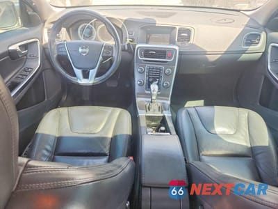 Zdjęcie 8 z 13 samochodu: 2013 VOLVO S60 T5 VIN:YV1612FS8D1227684 - miniatura