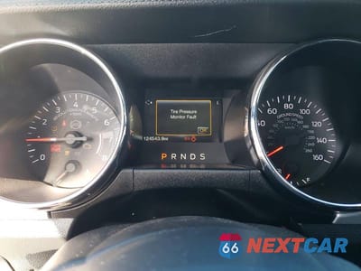 Zdjęcie 9 z 13 samochodu: 2015 FORD MUSTANG VIN:1FA6P8TH4F5347838 - miniatura