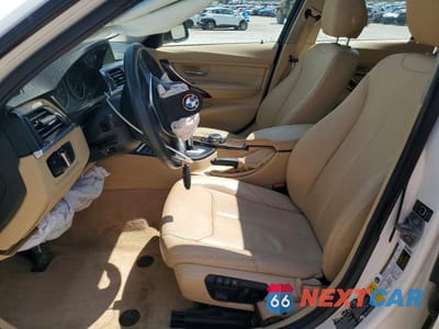 Zdjęcie 7 z 12 samochodu: 2015 BMW 328 XI VIN:WBA3B3G52FNR89034 - miniatura