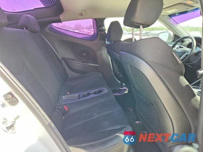 Zdjęcie 10 z 12 samochodu: 2013 HYUNDAI VELOSTER RE MIX VIN:KMHTC6AD4DU134075 - miniatura