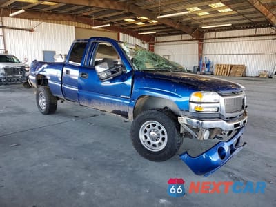 Czwarte zdjęcie samochodu z boku: 2003 GMC SIERRA K2500 HEAVY DUTY VIN:1GTHK231X3F192350 - miniatura