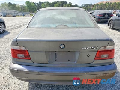 Zdjęcie 7 z 13 samochodu: 2002 BMW 525 I AUTOMATIC VIN:WBADT43402GY95009 - miniatura