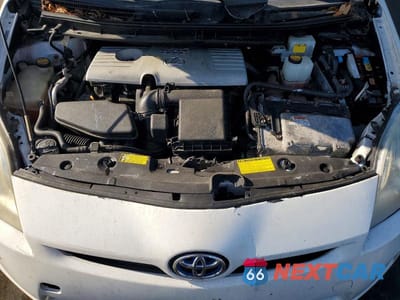 Zdjęcie 11 z 13 samochodu: 2010 TOYOTA PRIUS III VIN:JTDKN3DUXA0187483 - miniatura