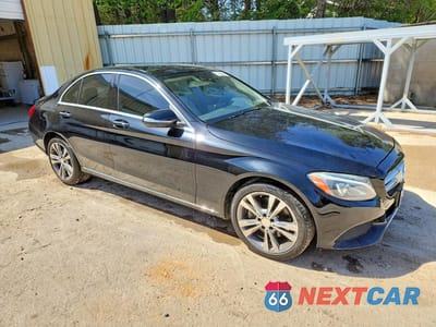 Czwarte zdjęcie samochodu z boku: 2015 MERCEDES-BENZ C 300 4MATIC VIN:55SWF4KB8FU084253 - miniatura