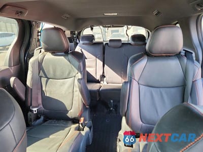 Zdjęcie 10 z 14 samochodu: 2024 TOYOTA SIENNA XSE VIN:5TDCRKEC5RS205874 - miniatura