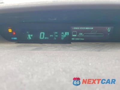 Zdjęcie 9 z 11 samochodu: 2010 TOYOTA PRIUS III VIN:JTDKN3DU9A0012495 - miniatura