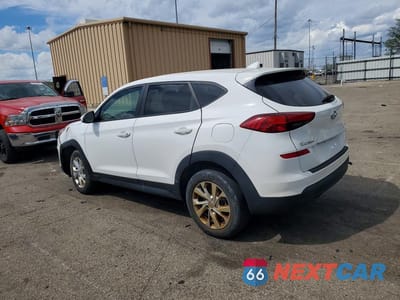 Drugie zdjęcie samochodu z przodu: 2021 HYUNDAI TUCSON SE VIN:KM8J2CA48MU288295 - miniatura