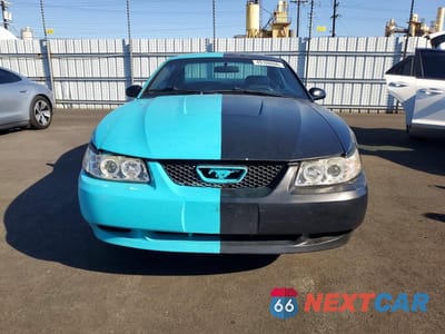 Piąte zdjęcie samochodu w środku: 2004 FORD MUSTANG VIN:1FAFP40424F127146 - miniatura