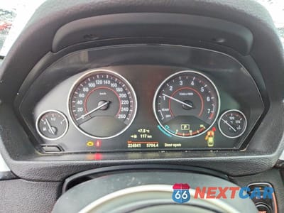 Zdjęcie 9 z 12 samochodu: 2016 BMW 328 XI SULEV VIN:WBA8E3C54GK502504 - miniatura